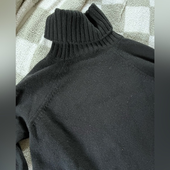 Ann Taylor Cashmere Turtleneck Sweater - Picture 7 of 8